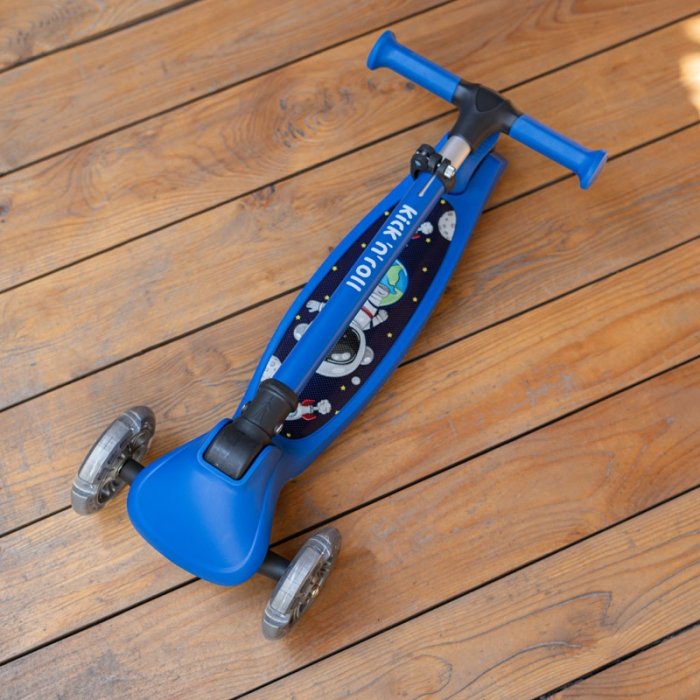 اسکوتر کودک تاشو کیک اند رول Kick and roll Scooter رنگ آبی کد P/K4/AB