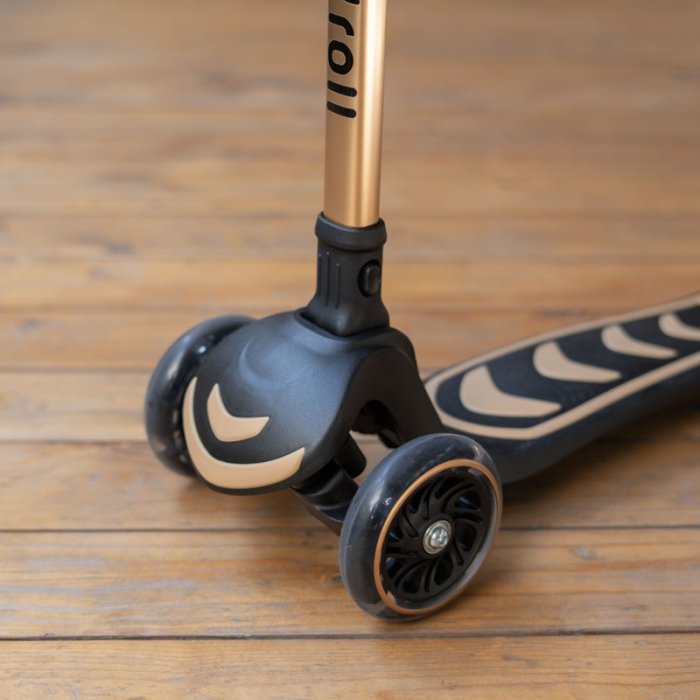 اسکوتر کودک تاشو کیک اند رول Kick and roll Scooter رنگ مشکی طلایی کد P/S6/ME