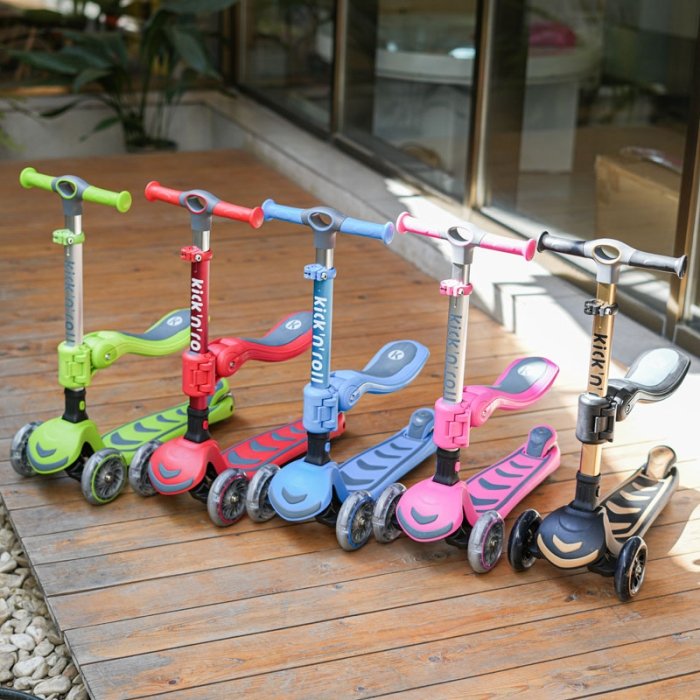 اسکوتر کودک تاشو کیک اند رول Kick and roll Scooter رنگ آبی کد P/S62in1/AB