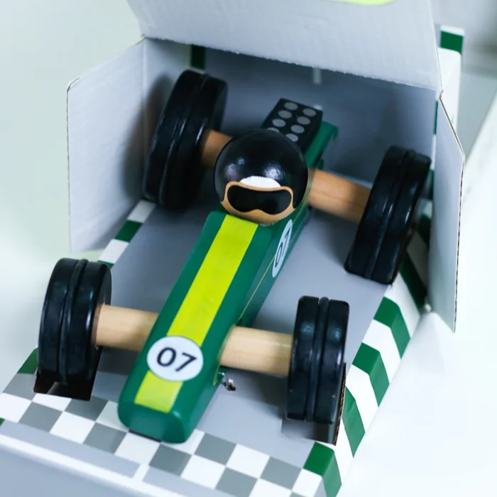ماشین مسابقه چوبی کلاسیک ورلد مدل Silverstone Classic World کد 20235