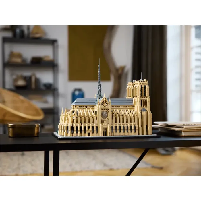 اسباب بازی لگو 1757 تکه نوتردام پاریس NOTRE DAME DE PARIS کد T2106