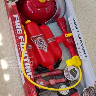 ست اسباب بازی لوازم آتش نشانی همراه آبپاش و کلاه مدل F013