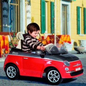 fiat-500-red-grey-with-remote-control-840x684.jpg
