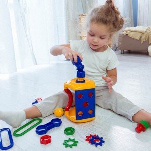 بازی و سرگرمی با جعبه ابزار کودک