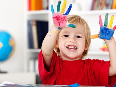 فواید رنگ آمیزی و نقاشی برای کودکان