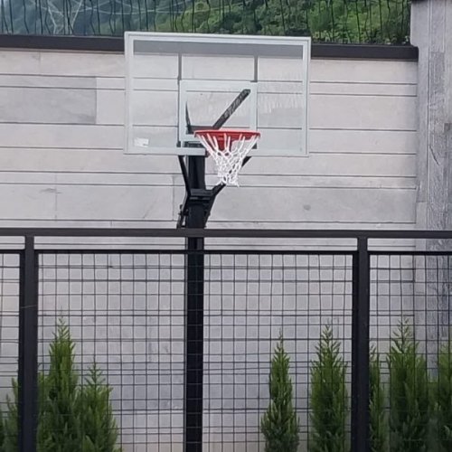 حلقه بسکتبال با قابلیت تنظیم ارتفاع