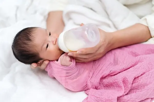 از شیر گرفتن کودک : چه زمانی و چگونه شیردهی را قطع کنیم؟