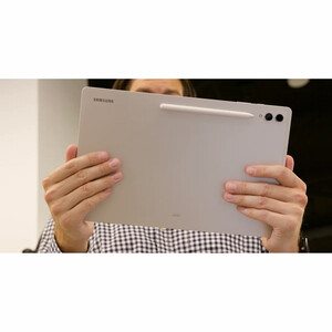تبلت سامسونگ مدل Galaxy Tab S9 Ultra ظرفیت 256 گیگابایت و رم 12 گیگابایت به همراه شارژر 45 وات سامسونگ