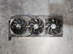 کارت گرافیک Asus ROG Strix Radeon RX 5700 XT 8GB (استوک)
