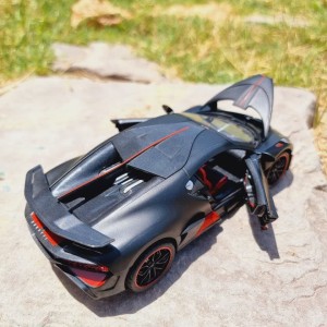 ماکت فلزی ماشین بوگاتی BUGATTI مقیاس 1:24