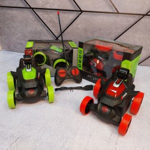 ماشین دیوانه کوچک Stunt Car