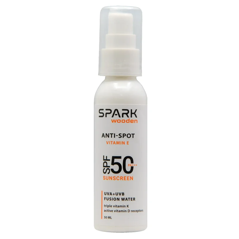 کرم ضد آفتاب و ضد لک بر پایه آب اسپارک وودن (SPF50)