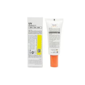 کرم ضدآفتاب مناسب پوست های خشک و معمولی (spf 50) بدون رنگ رزاکلین