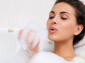 استفاده از ژل شستشو بانوان