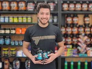 بی سی ای ای BCAA چیست؟ آشنایی با فواید و عوارض bcaa