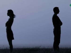 چگونه از دوست داشتن کسی دست برداریم و شروع به حرکت کنیم...
