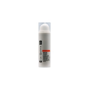 کرم ضدآفتاب بی رنگ فاقد چربی حاوی ویتامین C لاکویینتا (SPF50)
