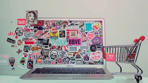 فروش اینترنتی استیکر و برچسب؛ فرصتی طلایی برای کسب درآمد