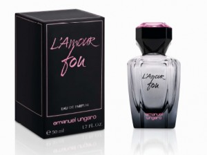 عطر و ادکلن زنانه  لامور فو  برند امانوئل آنگارو  (  Emanuel Ungaro   -  L'Amour Fou  )