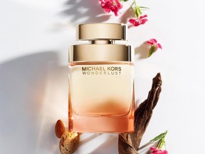 عطر و ادکلن زنانه واندرلاست برند مایکل کورس  ( MICHAEL KORS -  WONDERLUST   )