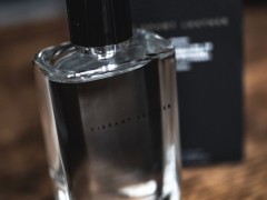 عطر و ادکلن مردانه ویبرانت لدر برند زارا  (  ZARA   -  VIBRANT LEATHER    )