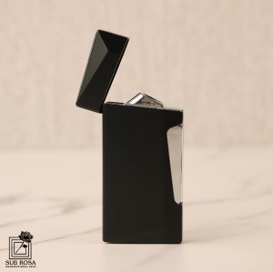 فندک جعبه دار لایتر مشکیLIGHTER2105-18-13800