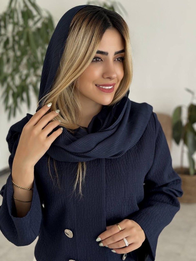 کراپ کت ژاکارد؛ انتخاب دخترهای خاص‌پسند برای استایل اسپرت-لوکس و شب عید ✨