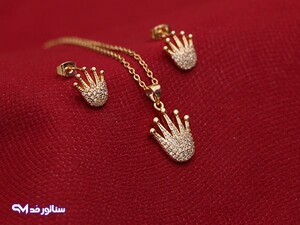 نیم ست طلایی طرح تاج N8124