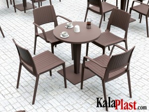 میز 4 نفره گرد تک پایه آلومینیومی حصیری ریوا 5.jpg