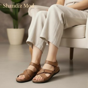 صندل زنانه طرح چسبی راحت و سبک رنگ قهوه ای کد 5877357