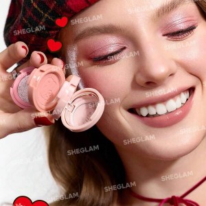 ست سایه  Darling Dear Shadow Stack کالکشن Hello Kitty رنگ Sugar Cookie شیگلم SHEGLAM