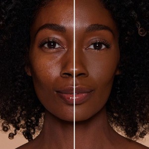 پنکک کرم پودری (پودر  پایه)  SKIN-FOCUS فول کاور - رنگ HAZELNUT شیگلم SHEGLAM