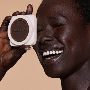 پنکک کرم پودری (پودر  پایه)  SKIN-FOCUS فول کاور - رنگ COCOA شیگلم SHEGLAM