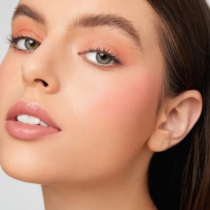رژگونه استیکی روشن کننده پوست “Glowin’ Up”رنگ NEXT DIMENSION  شیگلم SHEGLAM