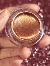 سایه‌چشم تک‌ رنگ JELLY WOW رنگ STAY GOLDEN شیگلم SHEGLAM