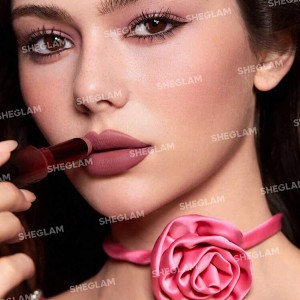 رژ لب بات با ماندگاری طولانی DYNAMATTE BOOM ورژن (EMBER ROSE) رنگ CHERISH YOU شیگلم SHEGLAM