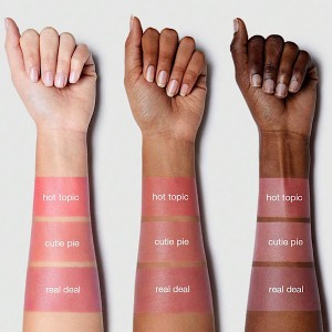 رژ گونه مایع مات  COLOR BLOOM رنگ ‏ ‏HOT TOPIC شیگلم SHEGLAM