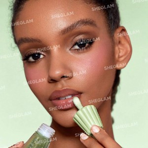 روغن لب آبرسان JELLY WOW رنگ ‏GREEN APPLE ENVY شیگلم SHEGLAM