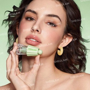 روغن لب آبرسان JELLY WOW رنگ ‏GREEN APPLE ENVY شیگلم SHEGLAM