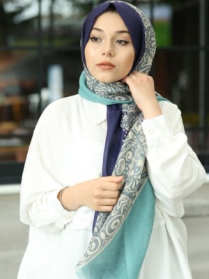شال طرحدار آبی ۱