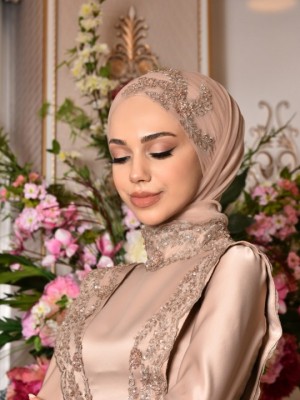 لباس عقد ساتن نگینی کرمی