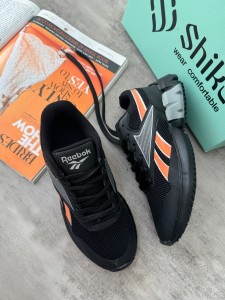 کتونی ریبوک 716