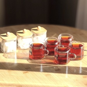 فنجان پیرکس شش ضلعی
