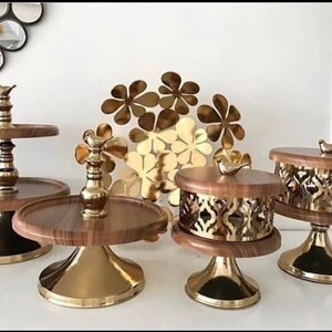 شیرینی خوری