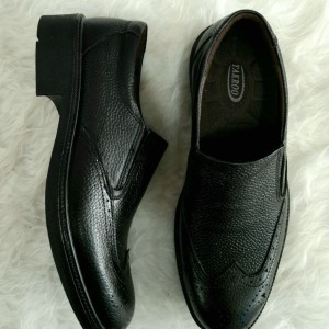 خرید اینترنتی اصفهان کفش چرم طبیعی مجلسی اداری  مردانه زیره طبی فروشگاه شونیک  لژدار هشترک