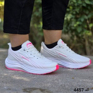 فروش  استثنایی کفش کتونی اسپرت زنانه دخترانه مدل فشیون  مناسب پیاده روی های طولانی رنگ سفید صورتی  با ارسال رایگان کد4457