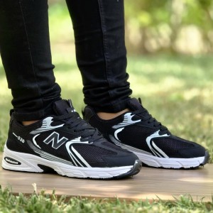 تخفیف کفش کتونی اسپرت  پسرانه مردانه مدل نیوبالانس 530  جدید و مدرن رنگ سفید طوسی   با ارسال رایگان