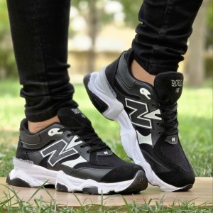 حراااج ویژه کفش کتونی اسپرت مردانه و پسرانه مدل  نیوبالانس 9060 رنگ مشکی سفیددد  مناسب استفاده روزمرهه با کیفیت عالی  با ارسال رایگان