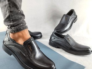 کادوی روز پدر حراااج ویژه این هفته کفش مجلسی مردانه چرمی  و بادوام زیره طبی gold شیک مشکی بندی سگکی