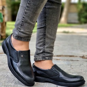 فروش ویژه کفش مجلسی مردانه چرم طبیعی تبریز زیره طبی رویه خط دار با ارسال رایگان